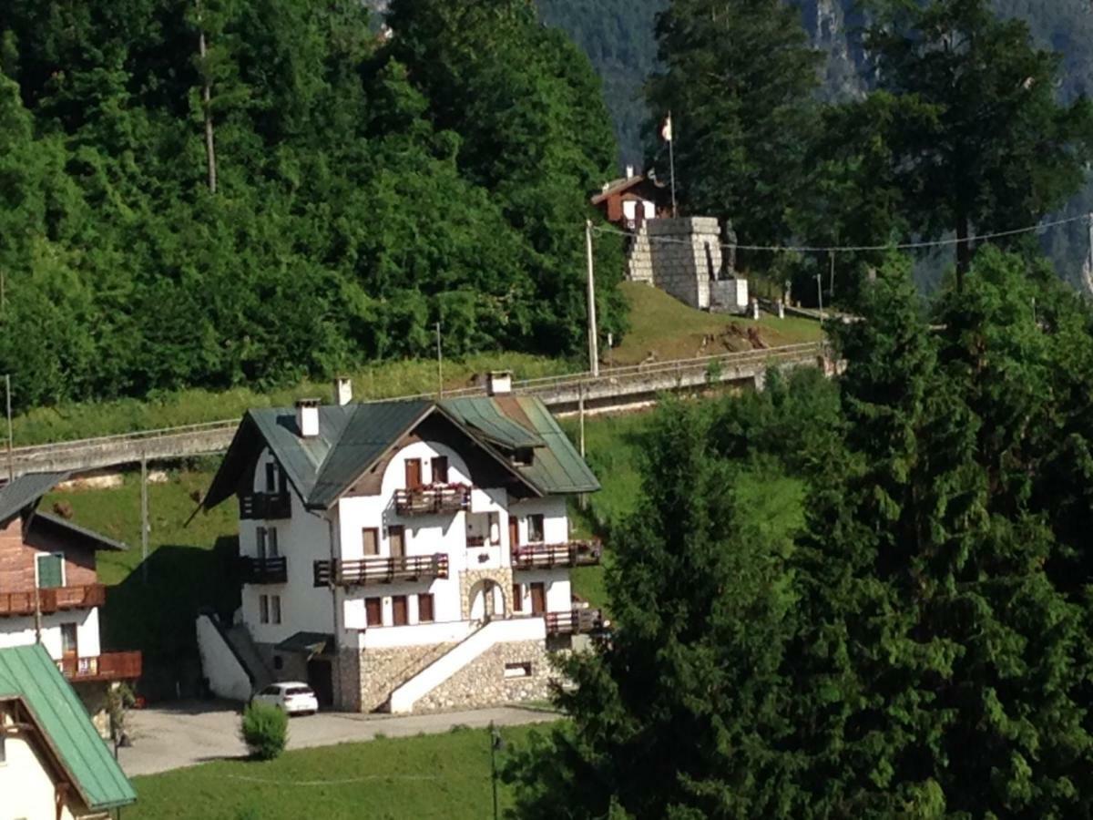 La Casa Di Monte Ricco Apartment Pieve di Cadore Exterior photo